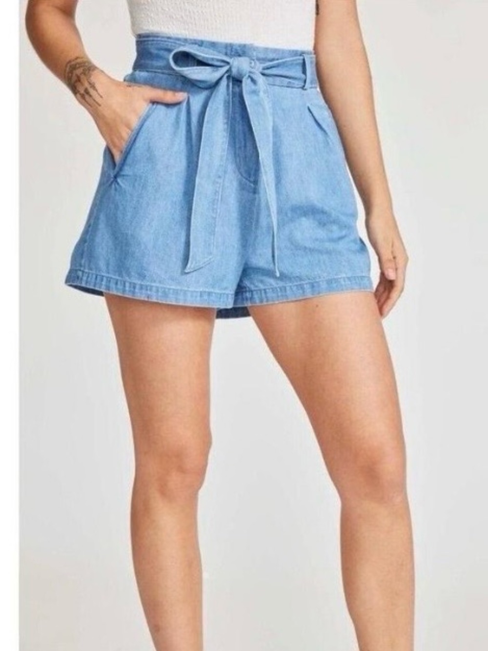 BB Dakota Light Blue High-Waist Tie-Belt Shorts Size Small